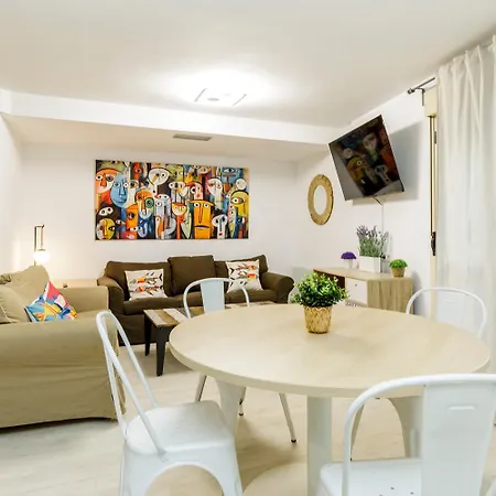 Con Parking Gratis Al Lado Del Pilar - Alfonso *