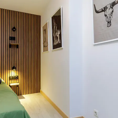 Lejlighed Con Parking Gratis Al Lado Del Pilar - Alfonso *