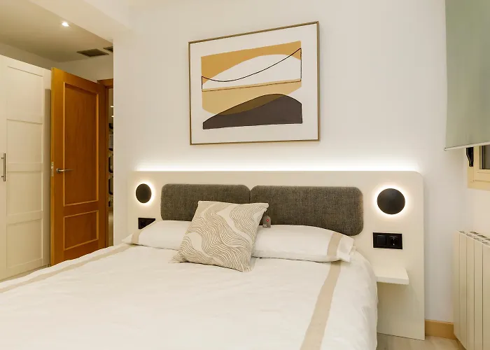 Con Parking Gratis Al Lado Del Pilar - Alfonso *